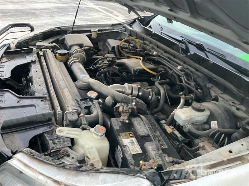 Nissan NP300 أخرى
