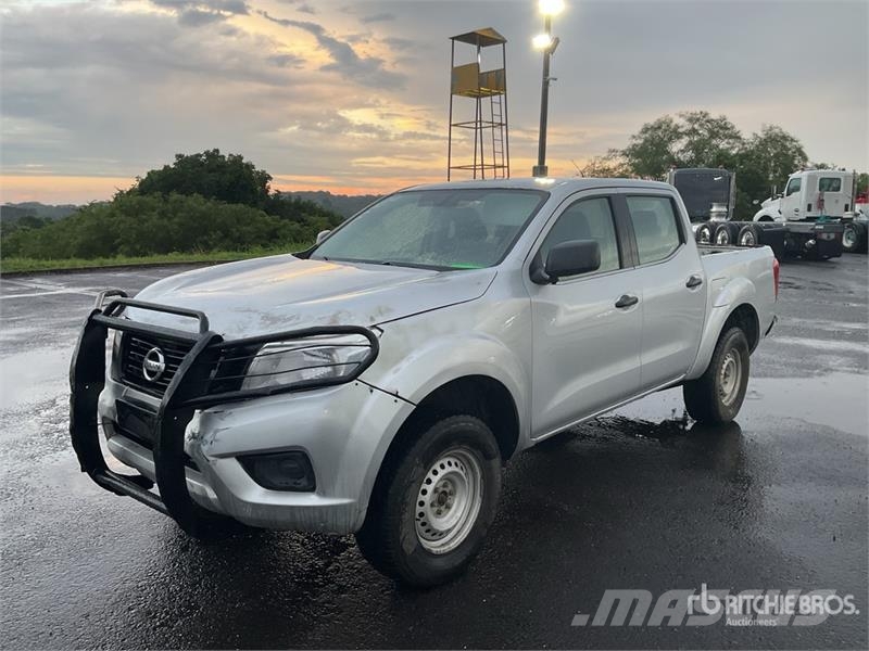 Nissan NP300 أخرى