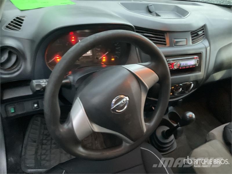 Nissan NP300 أخرى