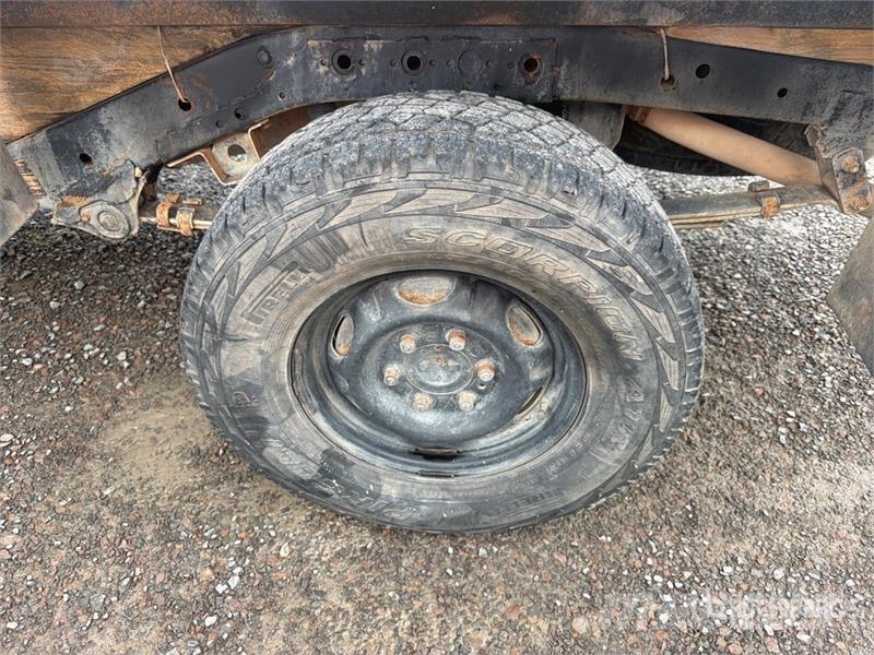 Nissan NP300 Camion plateau