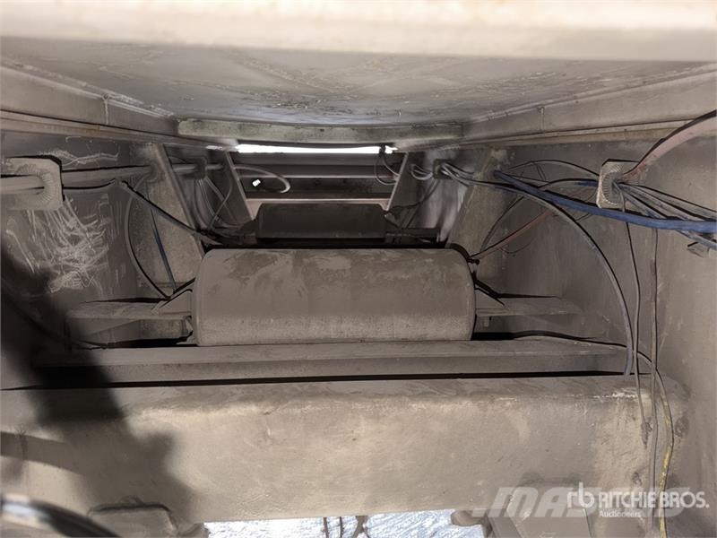 Optima 32 ft Tri/A Semirremolque de Volteo / End Dump Tra Tipper trailers
