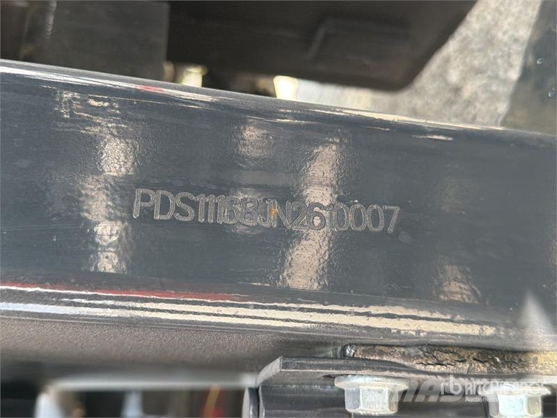  Peng DE CY35H 7700 lb 4x4 Montacargas Todo Terreno Terenski viličar