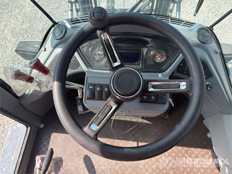 Peng DE CY35H 7700 lb 4x4 Montacargas Todo Terreno Навантажувачі підвищеної прохідності