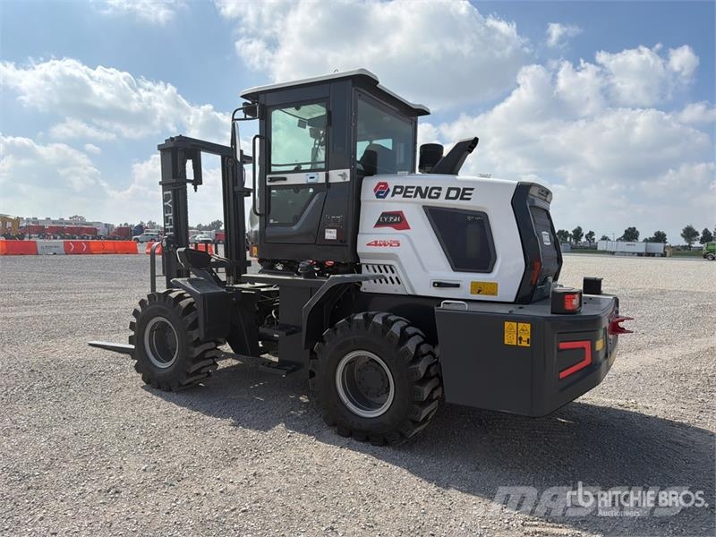  Peng DE CY35H 7700 lb 4x4 Montacargas Todo Terreno شاحنات الطرق الوعرة