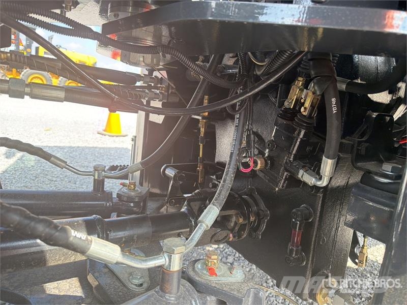  Peng DE CY35H 7700 lb 4x4 Montacargas Todo Terreno شاحنات الطرق الوعرة
