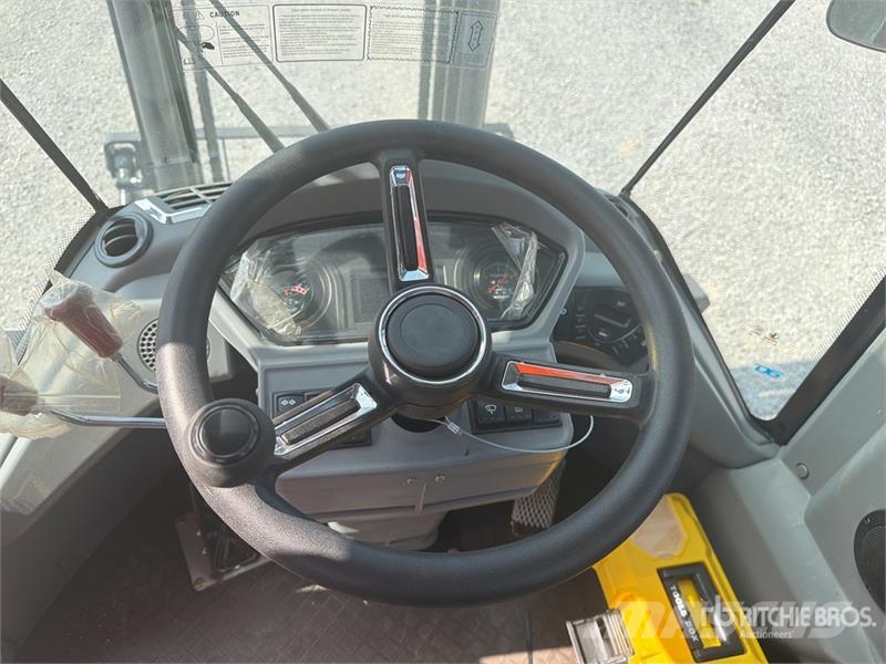  Peng DE CY35H 7700 lb 4x4 Montacargas Todo Terreno شاحنات الطرق الوعرة