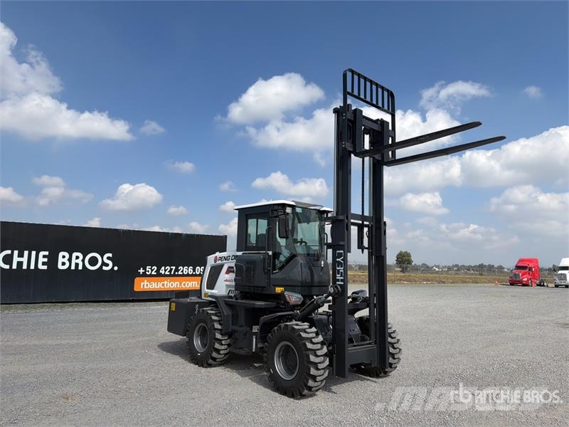  Peng DE CY35H 7700 lb 4x4 Montacargas Todo Terreno شاحنات الطرق الوعرة