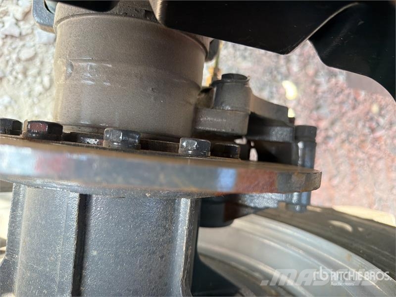  Peng DE CY35H 7700 lb 4x4 Montacargas Todo Terreno Terenski viličar