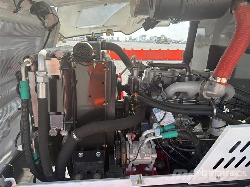  Peng DE CY35H 7700 lb 4x4 Montacargas Todo Terreno شاحنات الطرق الوعرة