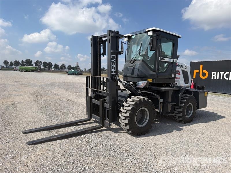  Peng DE CY35H 7700 lb 4x4 Montacargas Todo Terreno شاحنات الطرق الوعرة