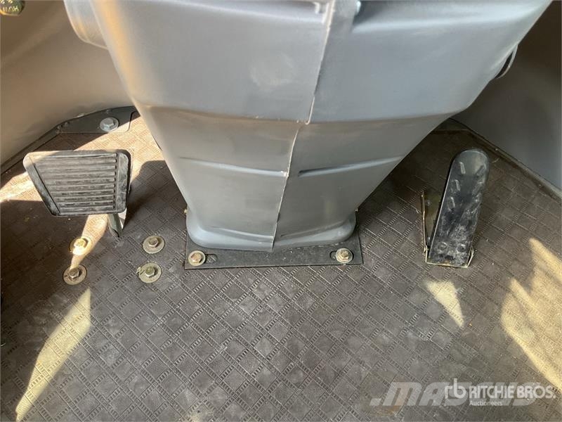  Peng DE L33MAX Cargador sobre Neumaticos (Sin Usar Kolesni nakladalci