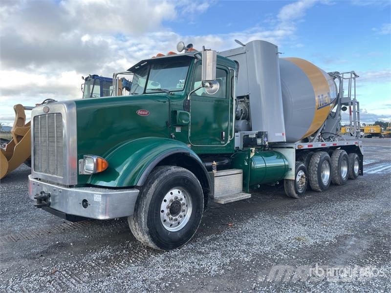 Peterbilt 365 Camion Revolvedora de Concreto / Mixer Truck Camiones de concreto