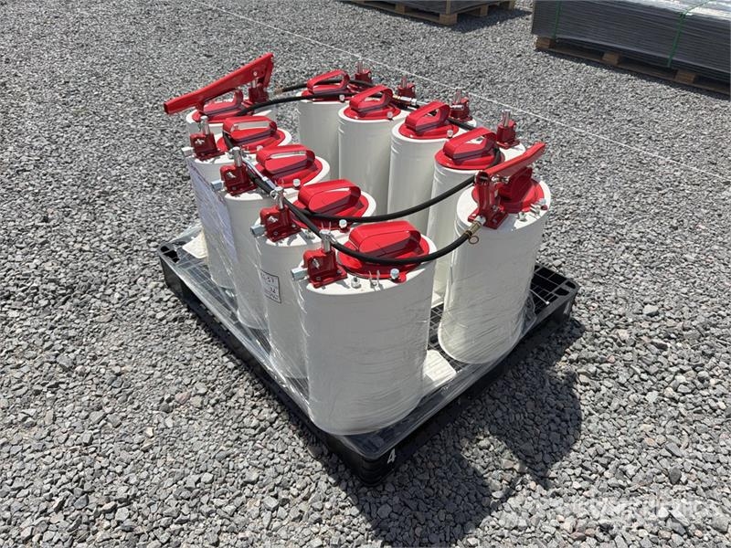 Quantity of (10) GP20 Qty of Manual Grease Pump ( Otros componentes
