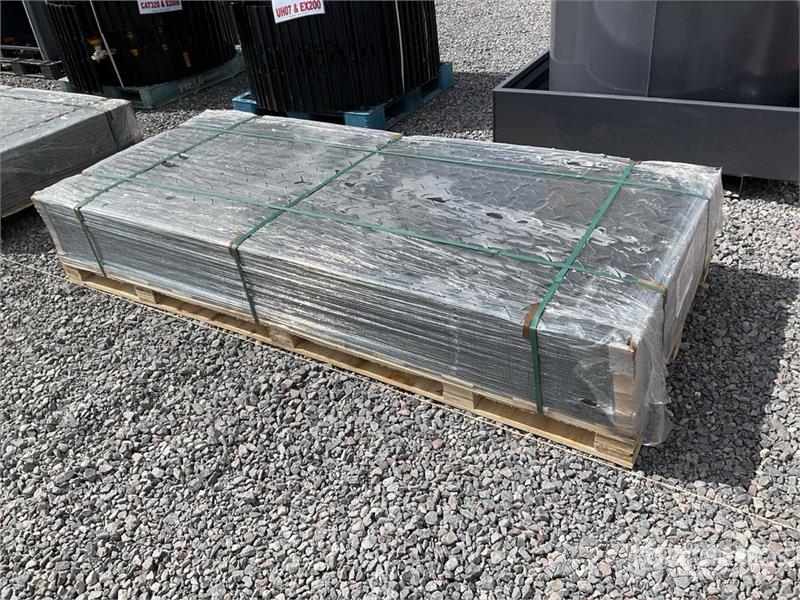 Quantity of (15)  SDLFPM Tapete de Proteccion de S Oprema i rezervni dijelovi za bušenje