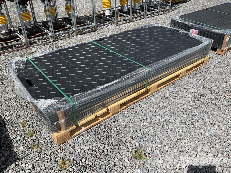  Quantity of (15)  SDLFPM Tapete de Proteccion de S Oprema i rezervni dijelovi za bušenje