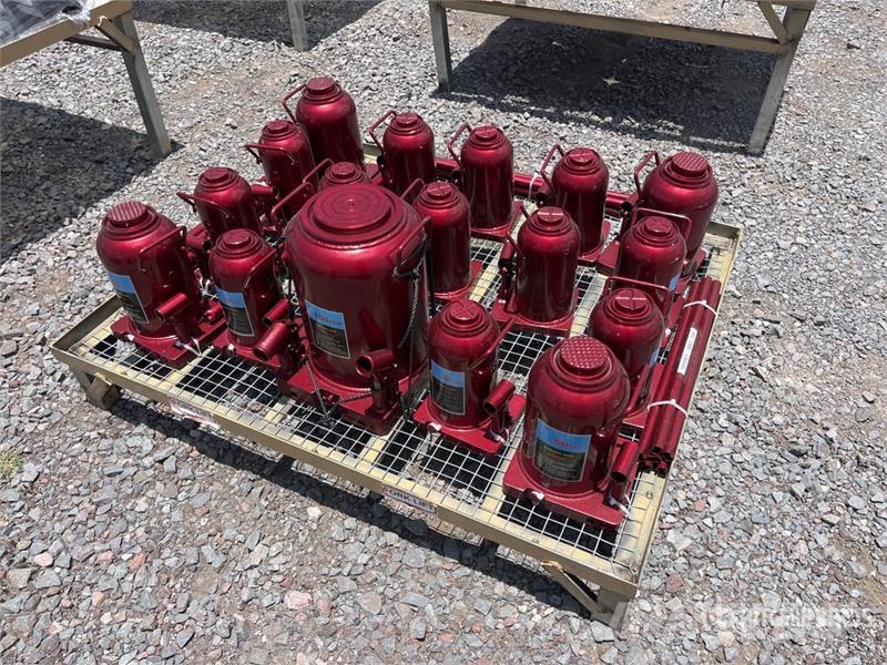 Quantity of (17) HBJ-100 Lote de Gatos Hidraulico Otros