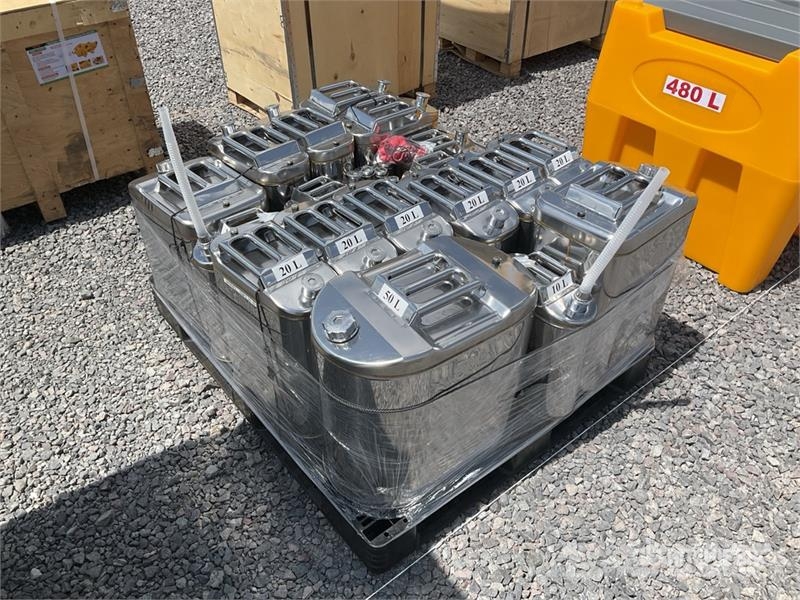 Quantity of (18) SSFT10-50 Steel Fuel Tank (Unuse Kütusemahutid