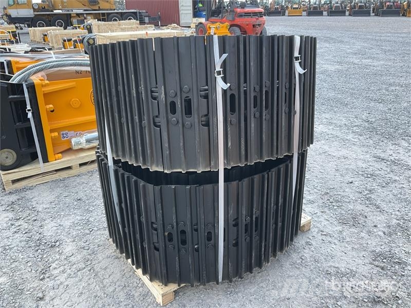  Quantity of (2)  SDCH SDCH-08TCA 23.5 in Zapatas c مكونات أخرى
