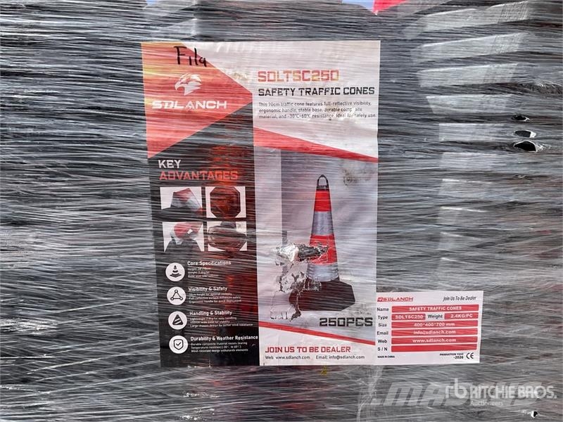 Quantity of (250) TSC Lote de Conos de Trafico (S Poseur de canalisation