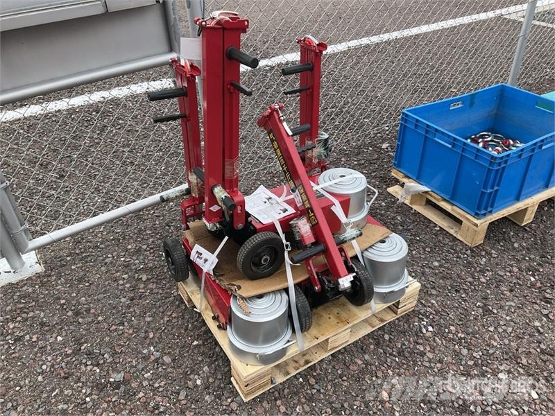  Quantity of (4)  Energy 120T Lote de Gatos Hidraul Gradbeništvo - drugo