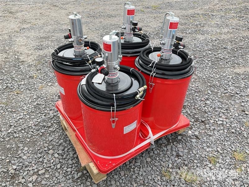 Quantity of (4) Energy 40L Lote de Bombas de Gras Procesapparatuur en machines