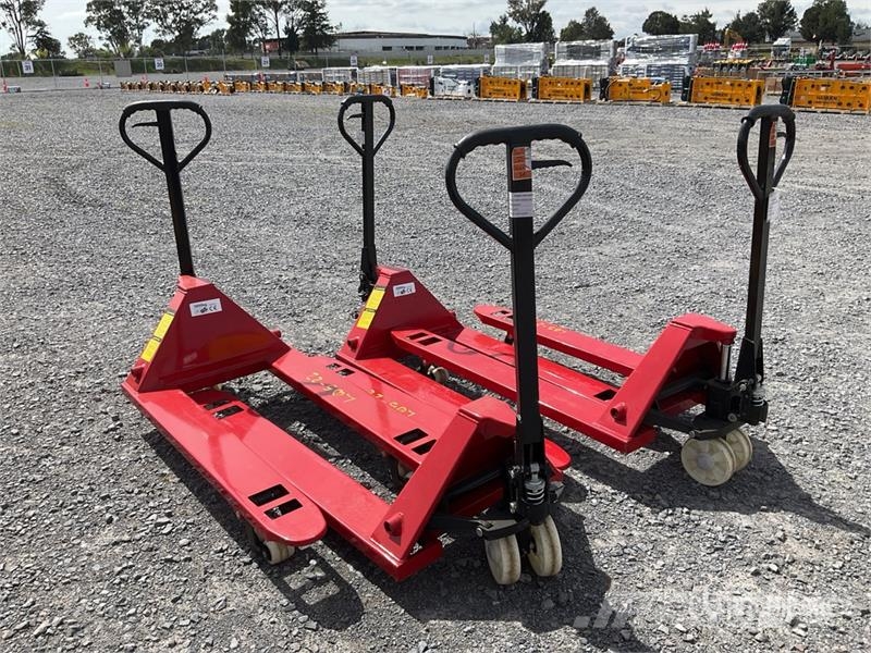  Quantity of (4)  Energy DF3T 6600 lb Lote de Patin Ručný paletový vozík