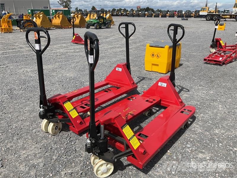  Quantity of (4)  Energy DF3T 6600 lb Lote de Patin Ručný paletový vozík