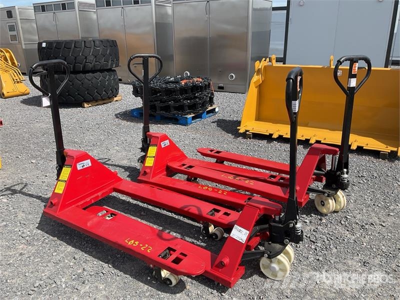  Quantity of (4)  Energy DF3T 6600 lb Lote de Patin Ručný paletový vozík