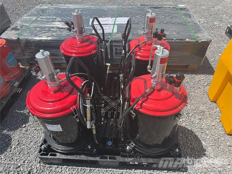 Quantity of (4) Mato HGP40 Lote De Bombas De Gras Otros componentes