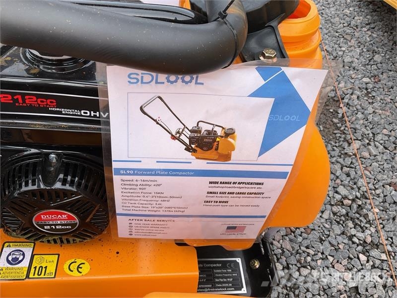 Quantity of (4) SDLOOL 90 Lote de Compactadores d Vibro ploče