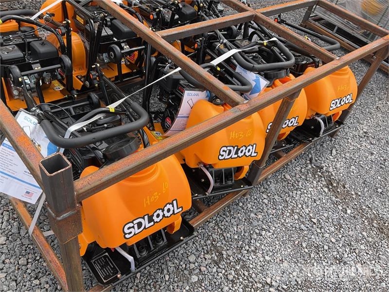Quantity of (4) SDLOOL 90 Lote de Compactadores d Vibro ploče