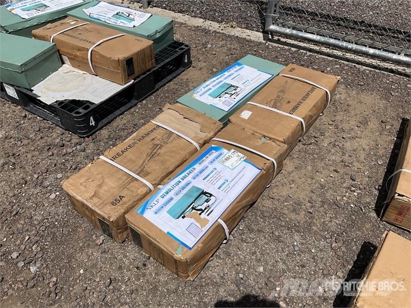 Quantity of (4) SKLP DB65 Electric Lote de Romped Chisel