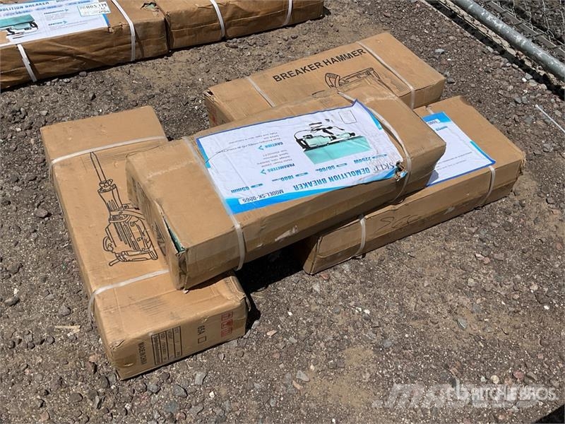  Quantity of (4)  SKLP DB65 Electric Lote de Romped Chisel