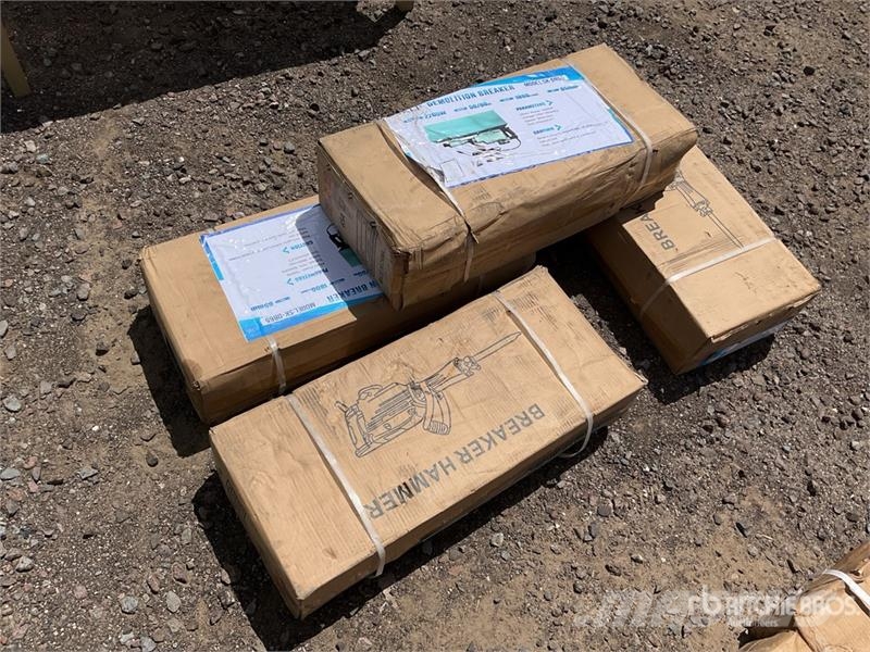  Quantity of (4)  SKLP DB65 Electric Lote de Romped Chisel