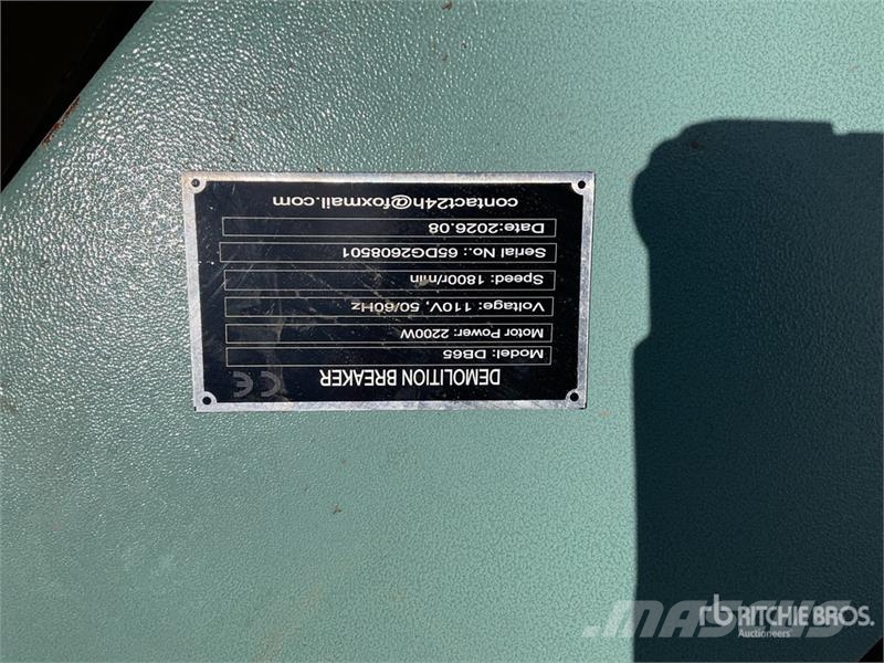 Quantity of (4) SKLP DB65 Electric Lote de Romped Talajlazító ekék