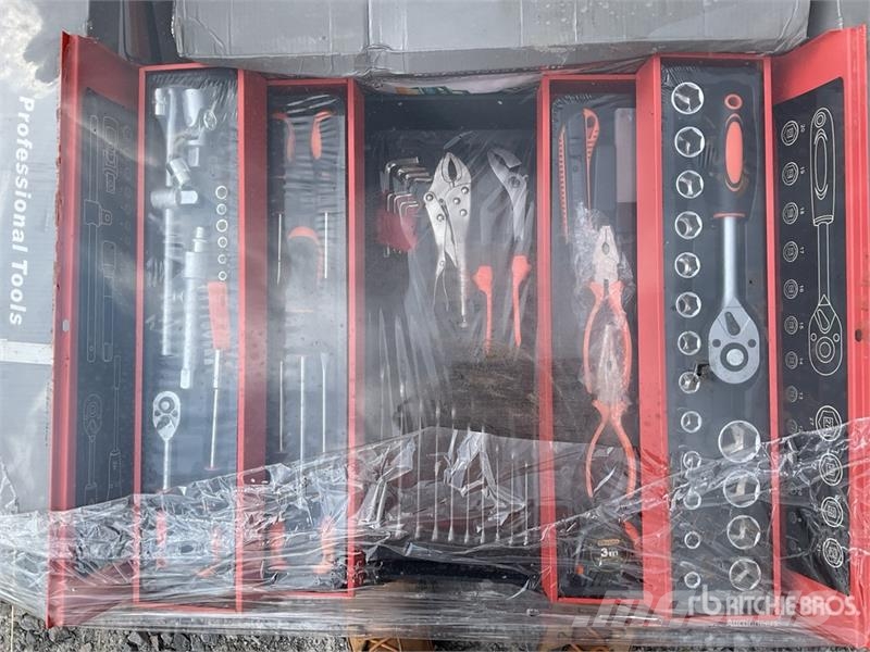  Quantity of (8)  TS-5 Tool set Tool Box (Unused) Építőipar - Egyebek