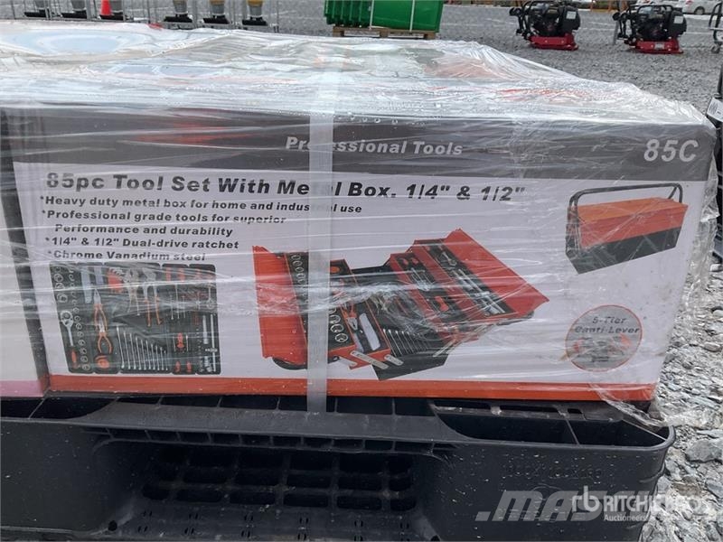  Quantity of (8)  TS-5 Tool set Tool Box (Unused) Építőipar - Egyebek