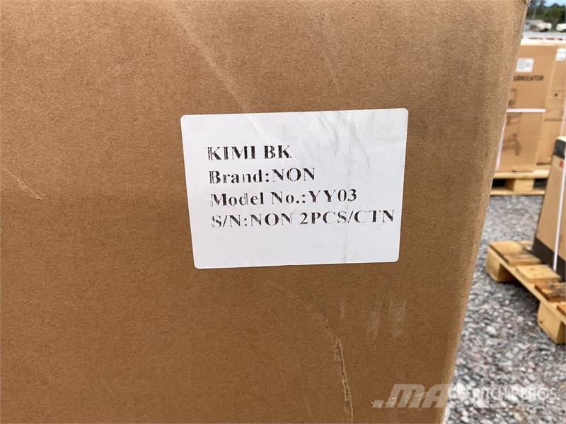 Quantity of (8) UNI YY03, YY53, YS15, KL01 Lote d Altri componenti