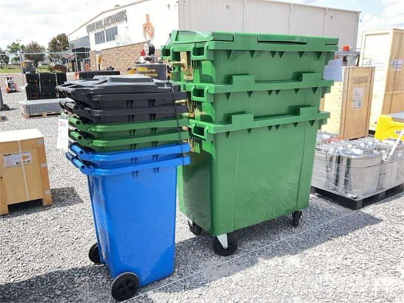 Quantity of (9) TBS660/ TBC240 lote contenedores Muu