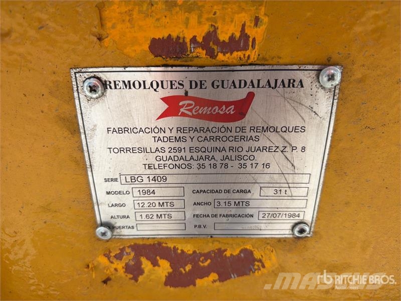 Remosa 31 t 36 ft Tri/A Plataforma / Flatbed Trail 自卸半挂车