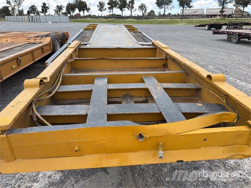 Remosa 31 t Tri/A Cama Baja / Lowboy Trailer Niski utovarivači