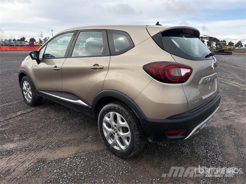 Renault Captur 2WD Camioneta / SUV Automobili