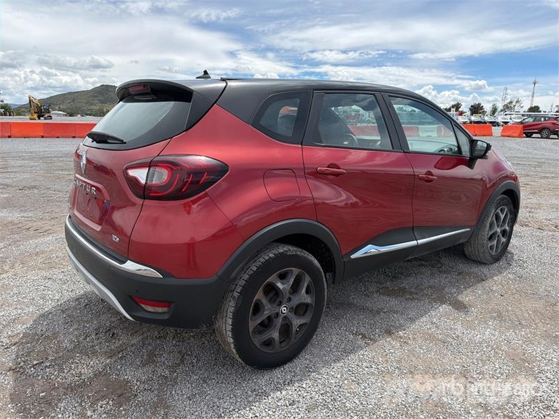 Renault Captur 2WD Camioneta / SUV Automobili