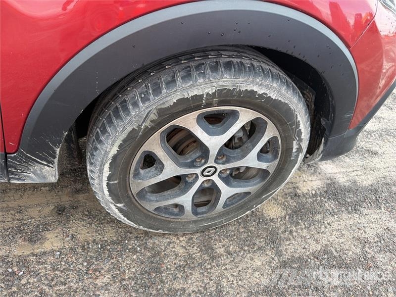 Renault Captur 2WD Camioneta / SUV Automobili
