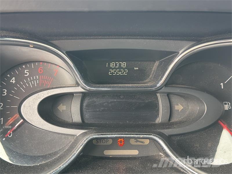 Renault Captur 2WD Camioneta / SUV Automobili