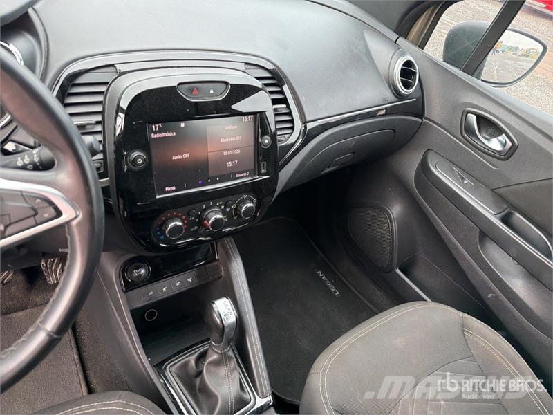 Renault Captur 2WD Camioneta / SUV Automobili