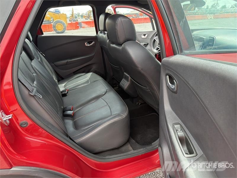 Renault Captur 2WD Camioneta / SUV Automobili