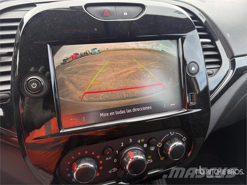 Renault Captur 2WD Camioneta / SUV Automobili