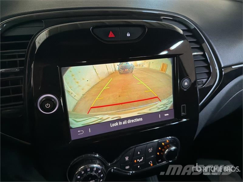 Renault Captur Camioneta / SUV Automobili