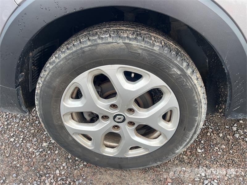 Renault Captur TCe Camioneta / SUV Automobili